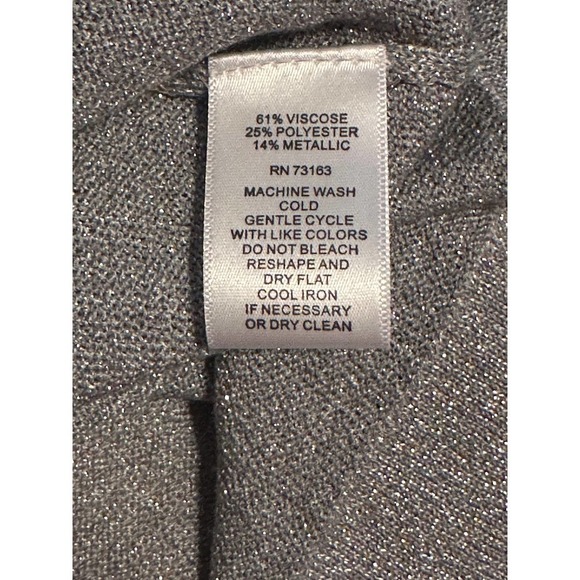 Melissa Paige Silver Metallic Shimmery Silver Top Sz M - Picture 6 of 9